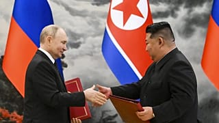 Rusya Devlet Başkanı Vladimir Putin ve Kuzey Kore lideri Kim Jong Un, Pyongyang, Kuzey Kore, 19 Haziran 2024.
