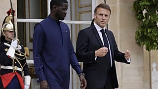 El presidente francés, Emmanuel Macron, y el presidente de Senegal, Bassirou Diomaye Faye