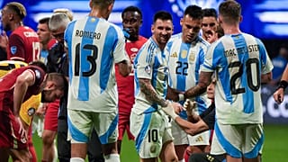 فريق الأرجنتين في المباراة الافتتاحية لبطولة كوبا أميركا