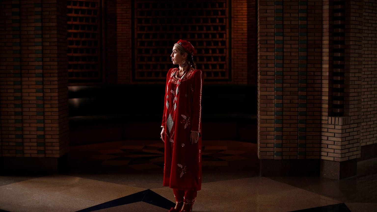 عکس تزئینی است