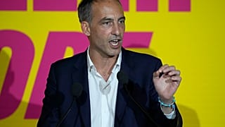 Il leader socialista Raphael Glucksmann nel quartier generale delle elezioni francesi, Parigi, 9 giugno 2024