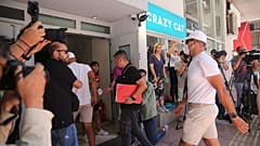 Persephone yatının mürettebatı 22 Haziran 2024 tarihinde Atina mahkemesine girdi