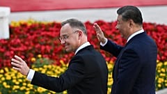 Председатель КНР Си Цзиньпин и президент Польши Анджей Дуда на церемонии в Большом зале народных собраний в Пекине, 24 июня 2024 г.