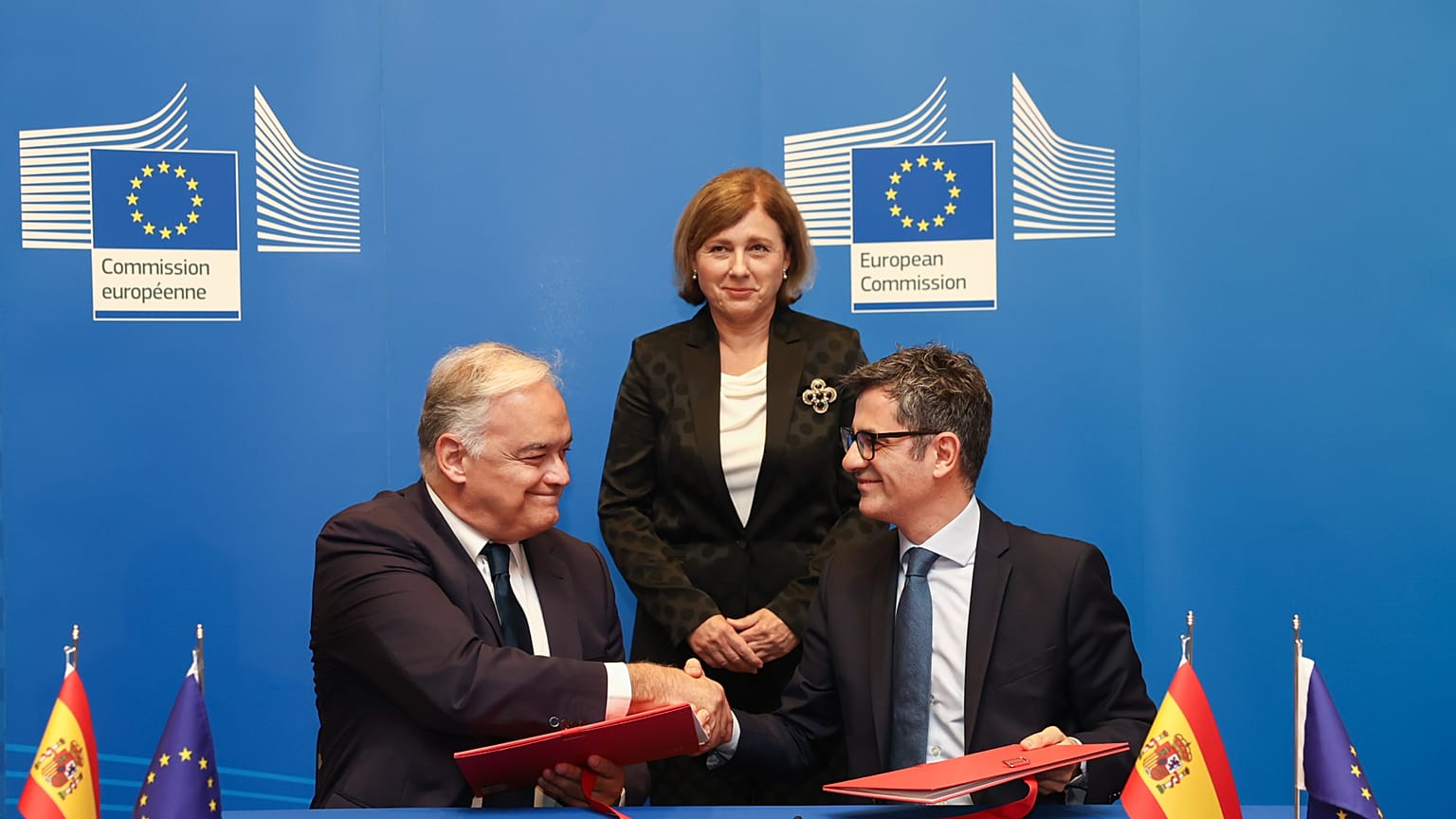 PP y PSOE acuerdan en Bruselas la renovación del CGPJ. 