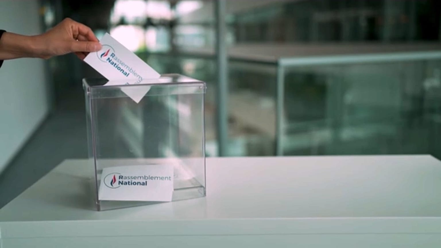 Franceses vão votar este domingo na primeira volta das eleições legislativas