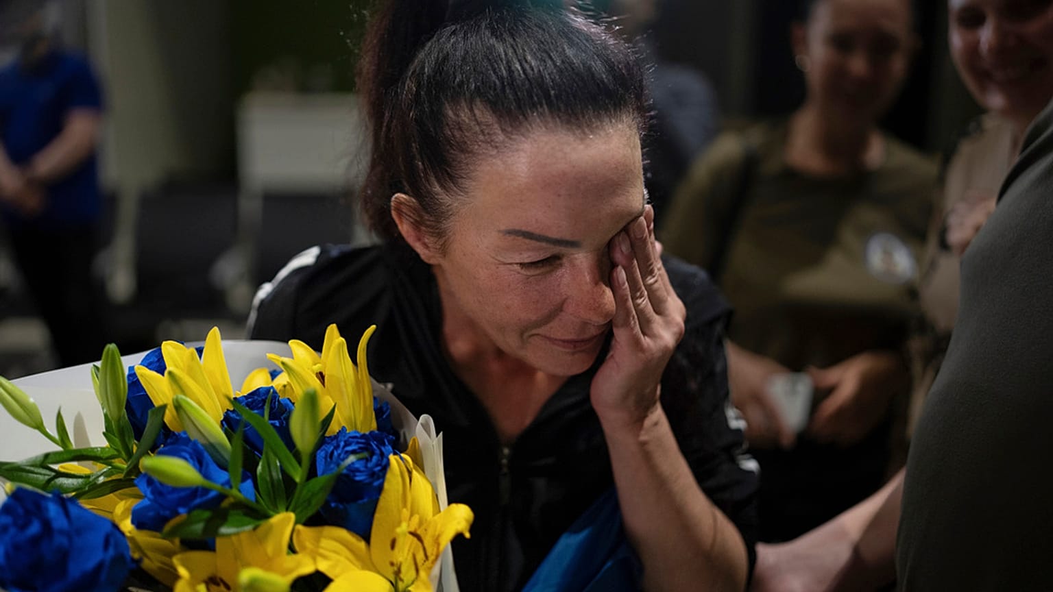 Mujer ucraniana llorando. 