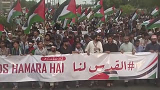مظاهرة حاشدة في كراتشي تطالب بوقف "الإبادة الجماعية" في غزة