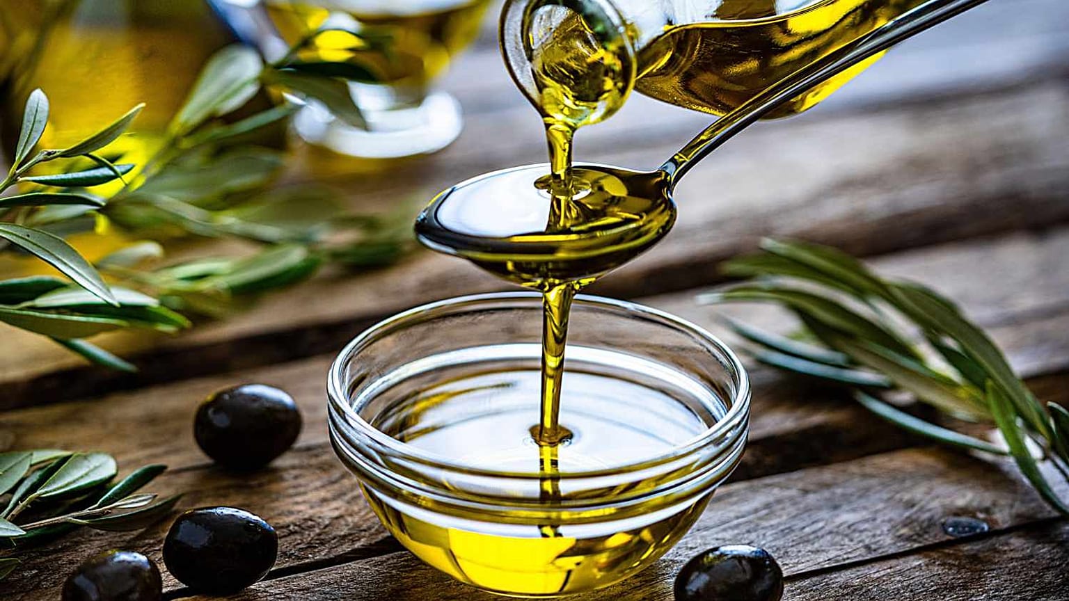 إنتاج زيت الزيتون