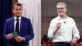 Imagen en la que aparecen el presidente francés Emmanuel Macron, a la izquierda, y Keir Starmer, líder del Partido Laborista.