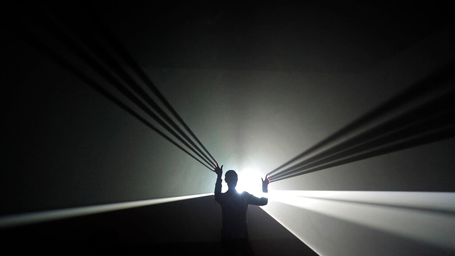 Anthony McCall's Light Sculptures 