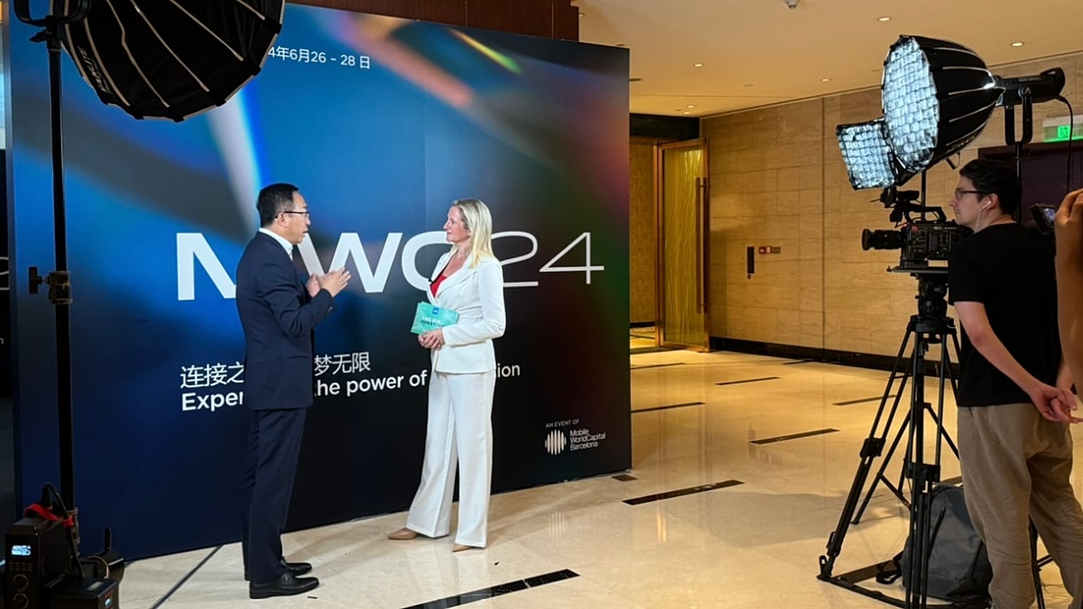 Honor's CEO George Zhao speaks to Euronews' Business Editor Angela Barnes at GSMA MWC Shanghai, China