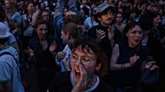 Un rassemblement sur la place de la République pour protester contre l'extrême droite, arrivée largement en tête du premier tour des élections législatives, le 30 juin 2024.