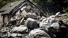 Destrozos por el mal tiempo en Suiza. 