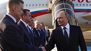 Wladimir Putin bei der Ankunft in Astana in Kasachstan
