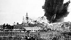  Fuerzas leales atacan el Alcázar de Toledo 