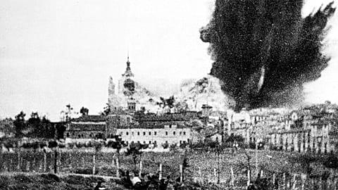  Loyalist forces attack Alcazar in Toledo, 1 September 1936