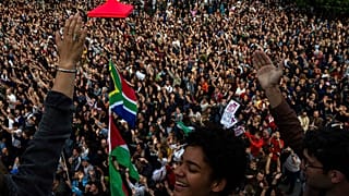 Акция протеста против ультраправых в Париже