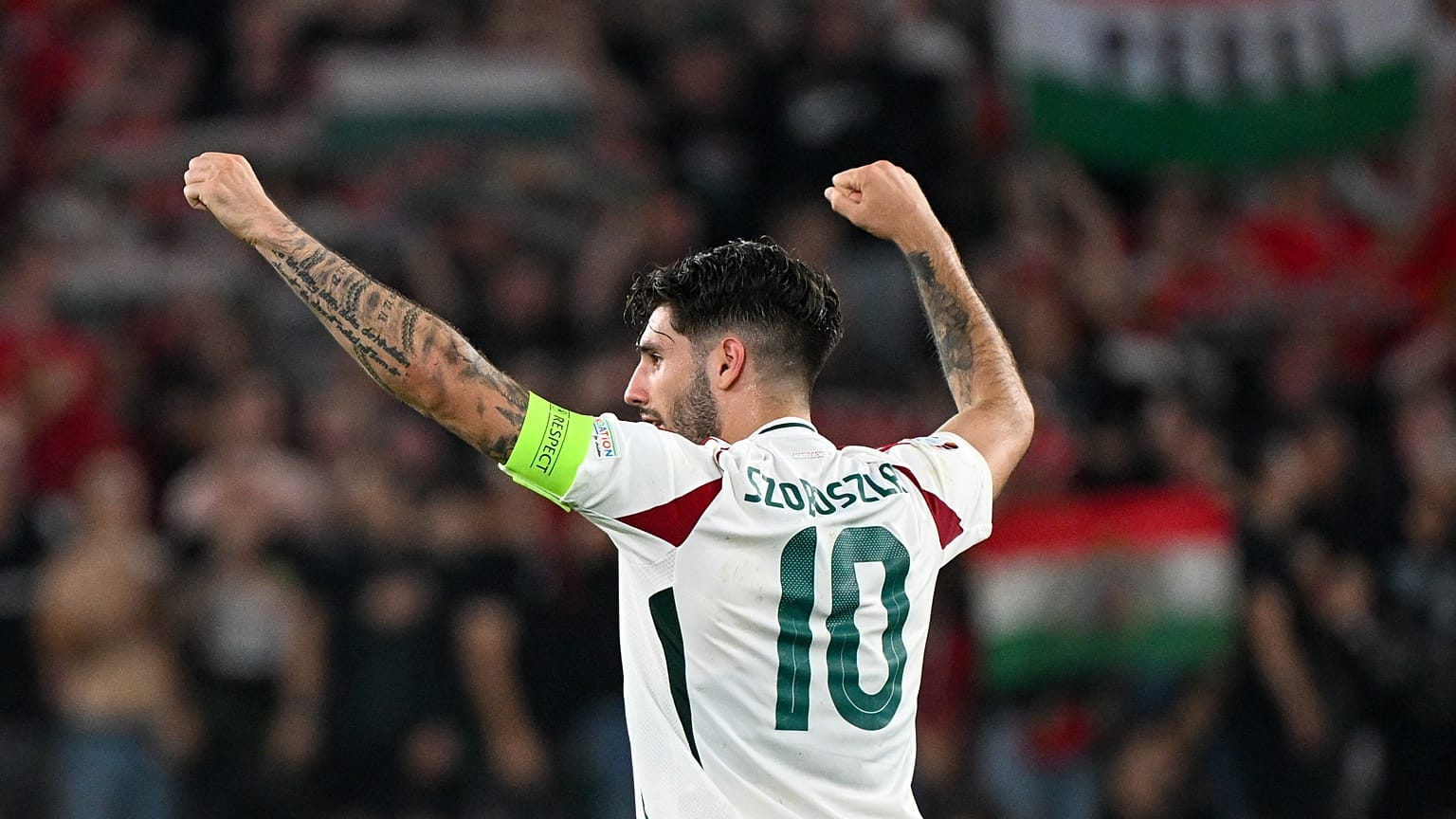 Szoboszlai Dominik a skótok elleni győzelmet (1-0) ünnepli a labdarúgó Európa-bajnokságon, a stuttgarti MHP Arénában 2024. június 23-án.