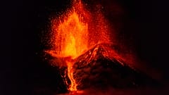 Volcán Etna en erupción