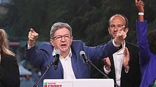 Jean-Luc Mélenchon and other politicians from the LFI party have signed an open letter threatening to start impeachment proceedings against French President Macron