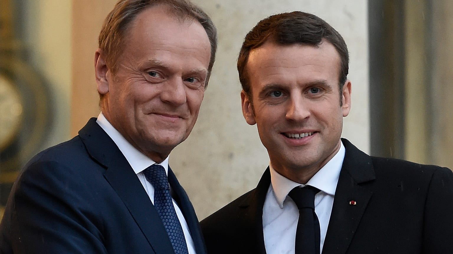 Polonya Başbakanı Donald Tusk ve Fransa Cumhurbaşkanı Emmanuel Macron.