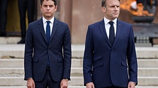 Der französische Ministerpräsident Gabriel Attal (links) und der französische Präsident Emmanuel Macron (rechts) am 18. Juni 2024.