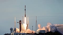Türkiye'nin altıncı nesil uydusu Türksat 6A, Space X firmasına ait Falcon 9 roketi ile uzaya gönderildi.