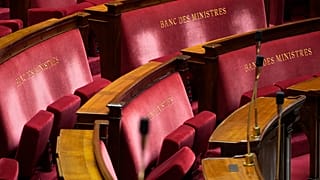 Министерские ряды в Национальном собрании, Париж, 9 июля 2024 г. Французские избиратели поставили страну в беспрецедентное положение: в парламенте нет доминирующего блока.