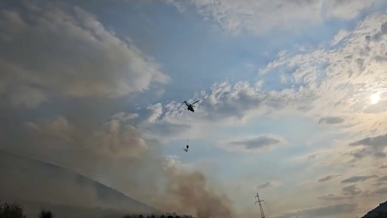 Incêndio na Albânia
