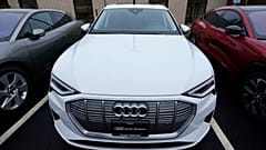Ένα ηλεκτρικό όχημα Audi Quattro e-tron - Τα ηλεκτρικά οχήματα δεν πουλάνε τόσο καλά όσο αναμενόταν