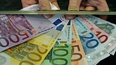 Los eurodiputados perciben dietas diarias y mensuales además de su salario
