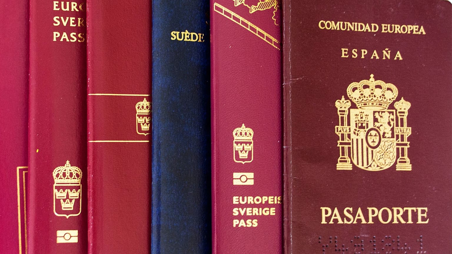 Los tiempos de espera y los precios de la renovación del pasaporte varían mucho en Europa.
