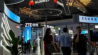 Die Bundesregierung will die deutschen Unternehmen und Bürger vor der Spionage aus China schützen.