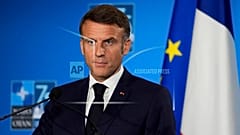 Macron escreveu uma carta aos franceses, enquanto estava em Washington. 