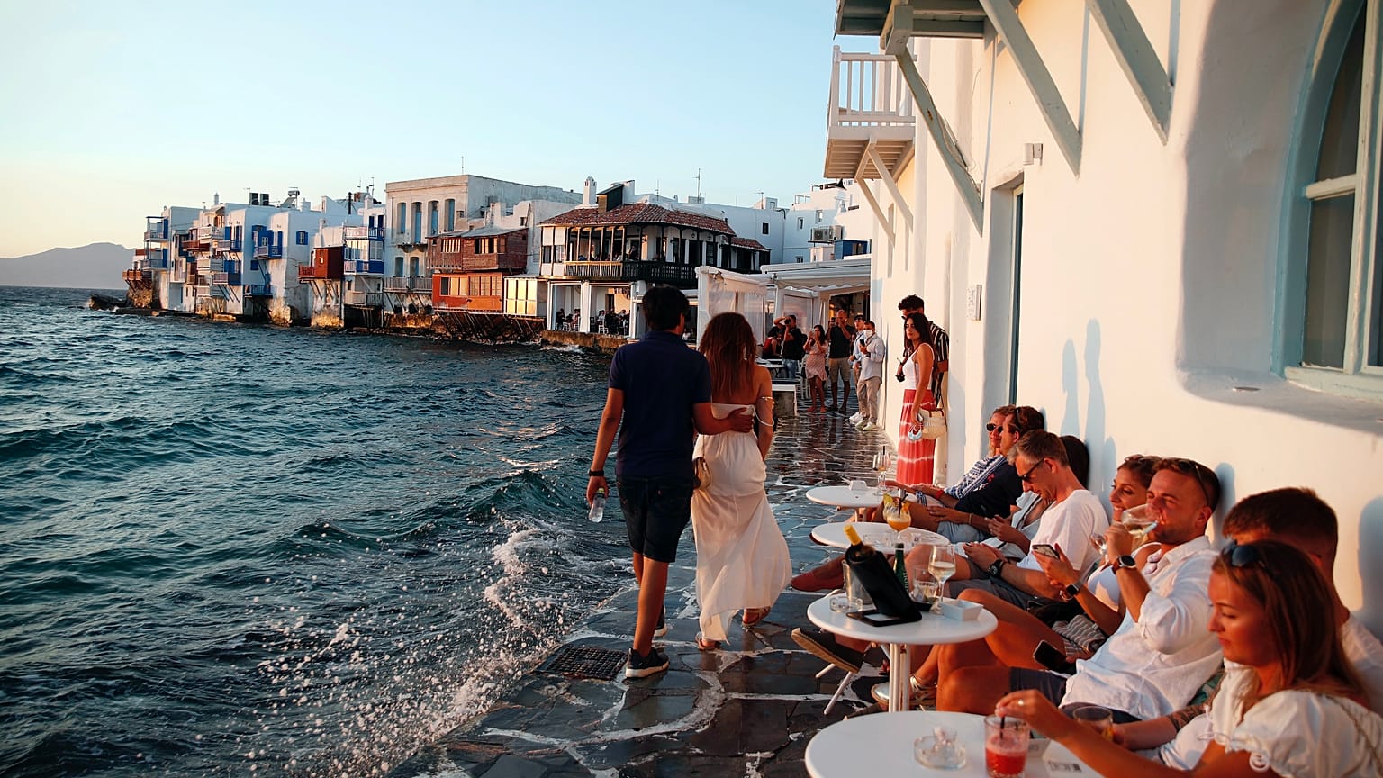 Mikonos Adası (Arşiv)