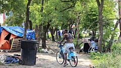 Hajléktalanok tábora Chicagóban