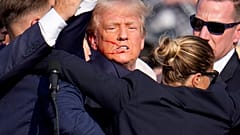 Donald Trump dopo l'attentato