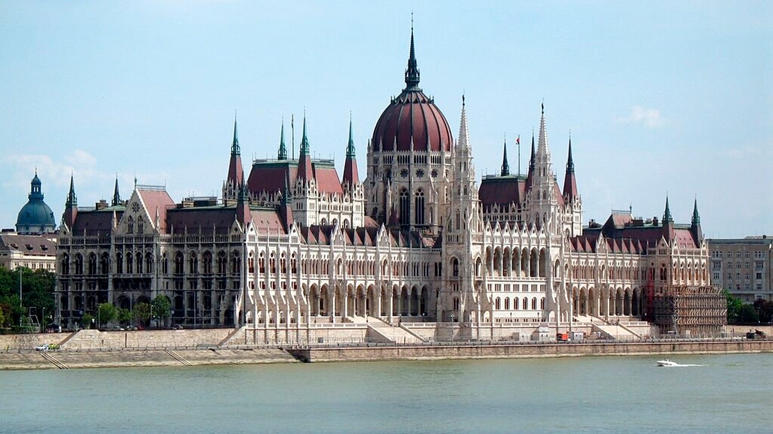 A magyar parlament épülete Budapesten