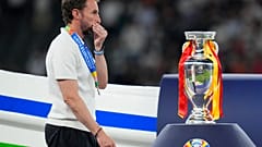 Gareth Southgate geht am EM.-Pokal vorbei