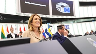 Roberta Metsola ist als Präsidentin des Europäischen Parlaments wiedergewählt worden.
