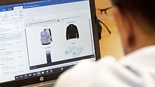 عکس تزئینی است