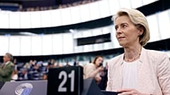 La présidente de la Commission européenne, Ursula von der Leyen, réélue pour un second mandat, à Strasbourg, le 18 juillet 2024.