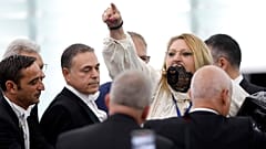 Diana Iovanovici Sosoaca, membre du parti d’extrême droite S.O.S. România, au Parlement européen, jeudi 18 juillet 2024.