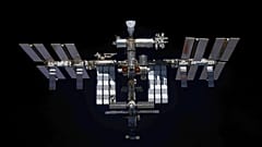 Ein Blick auf die Internationale Raumstation, aufgenommen am 30. März 2022 von der Besatzung des russischen Raumschiffs Sojus MS-19 nach dem Abkoppeln von der Station.