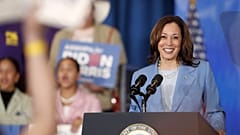 Kamala Harris alelnök egy Las Vegas-i kampányrendezvényen