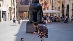 Die rundliche Katze bereitet vielen Römern und Römerinnen Freude.