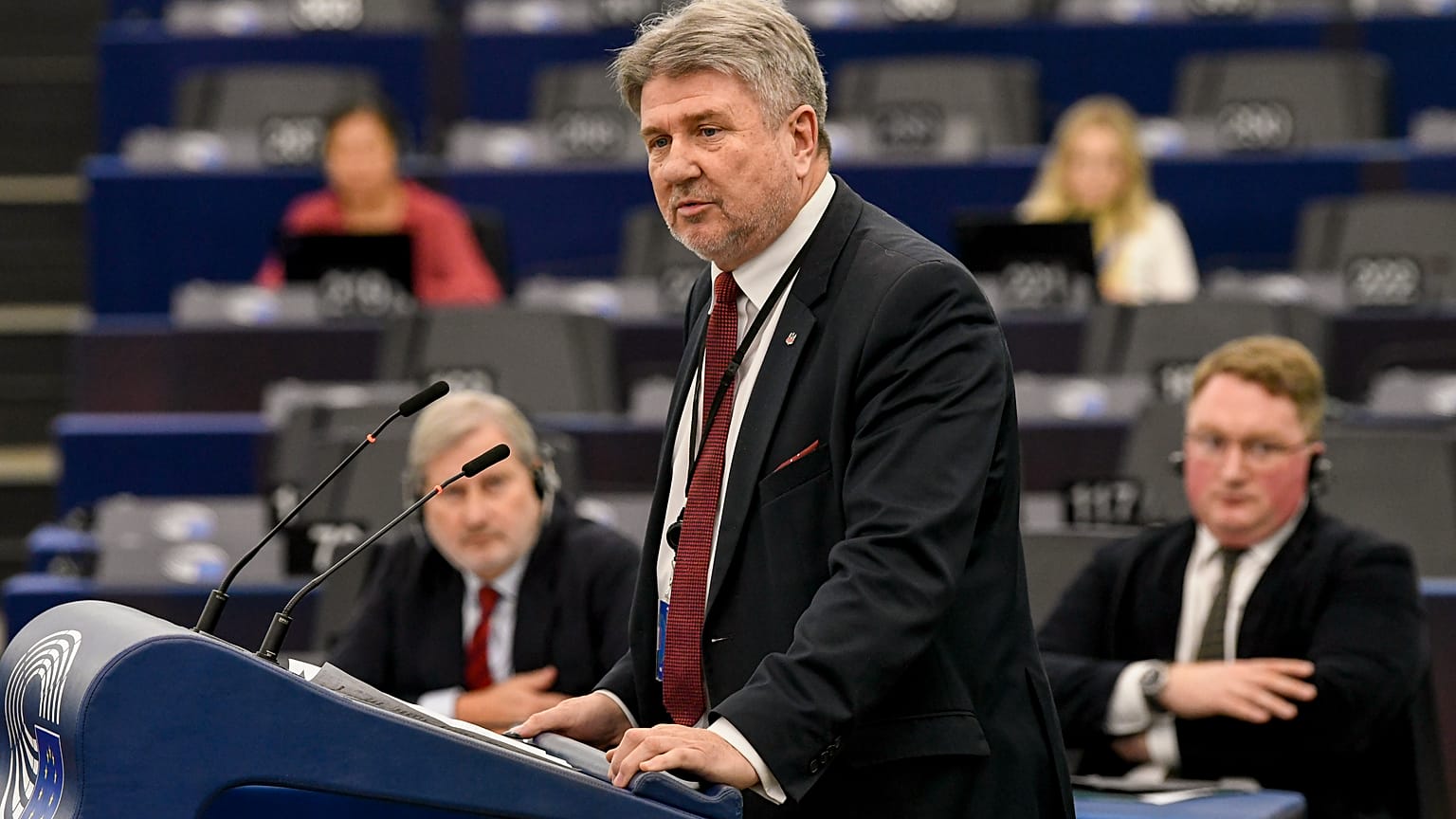Bogdan Rzońca addresses the European Parliament in March 2024