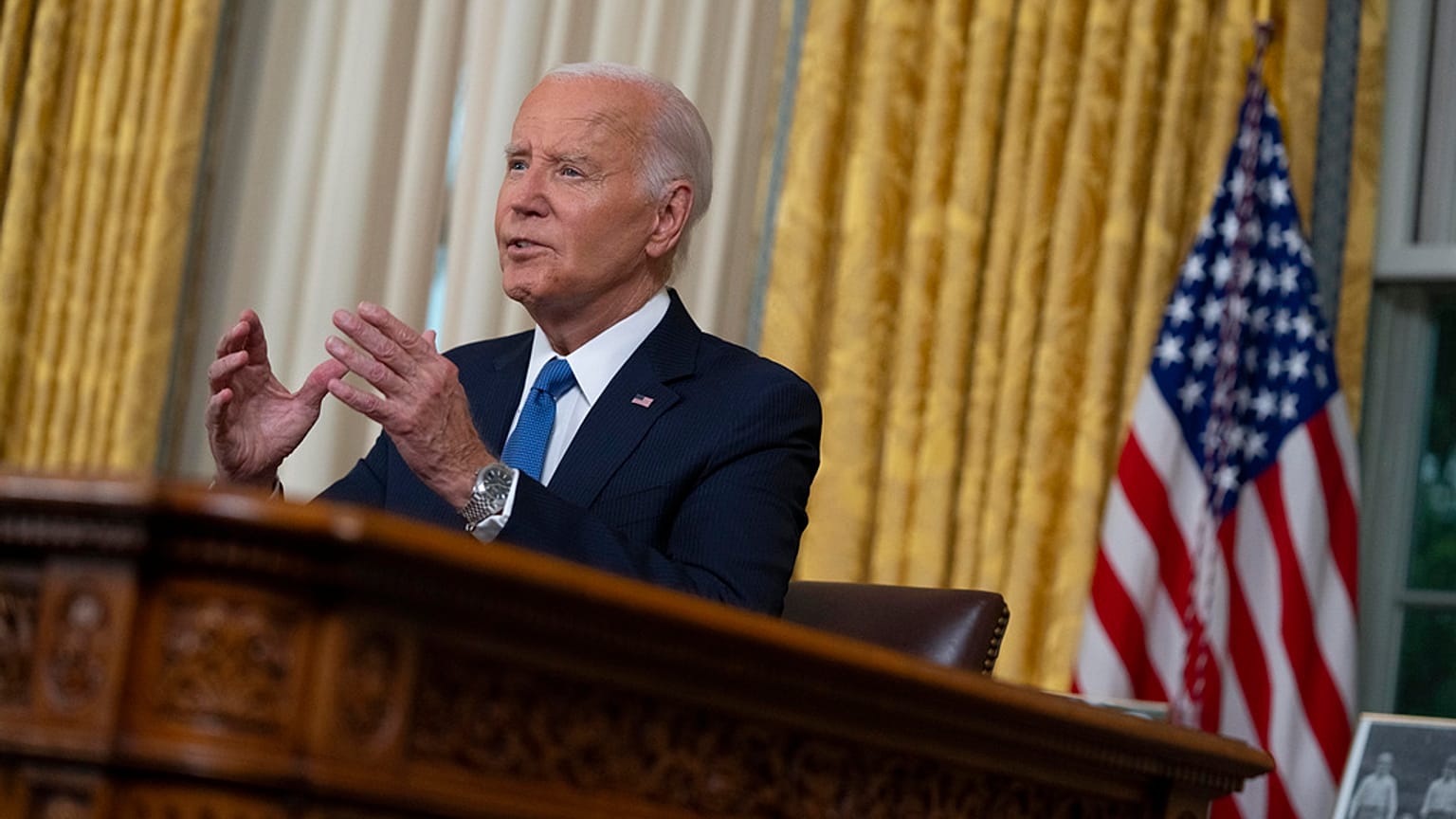 Joe Biden az Ovális Irodában