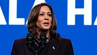 Başkan Yardımcısı Kamala Harris, Amerikan Öğretmenler Federasyonu'nun 88. ulusal kongresinde konuşuyor