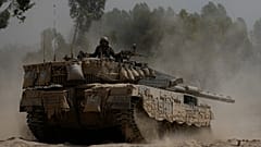 دبابة إسرائيلية في قطاع غزة 
